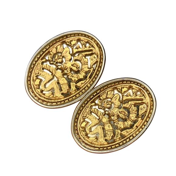 VTG Cut Out Filigree Clip-On Earrings Gold Tone Egyptian Revival Floral 50s-60s - Picture 7 of 8